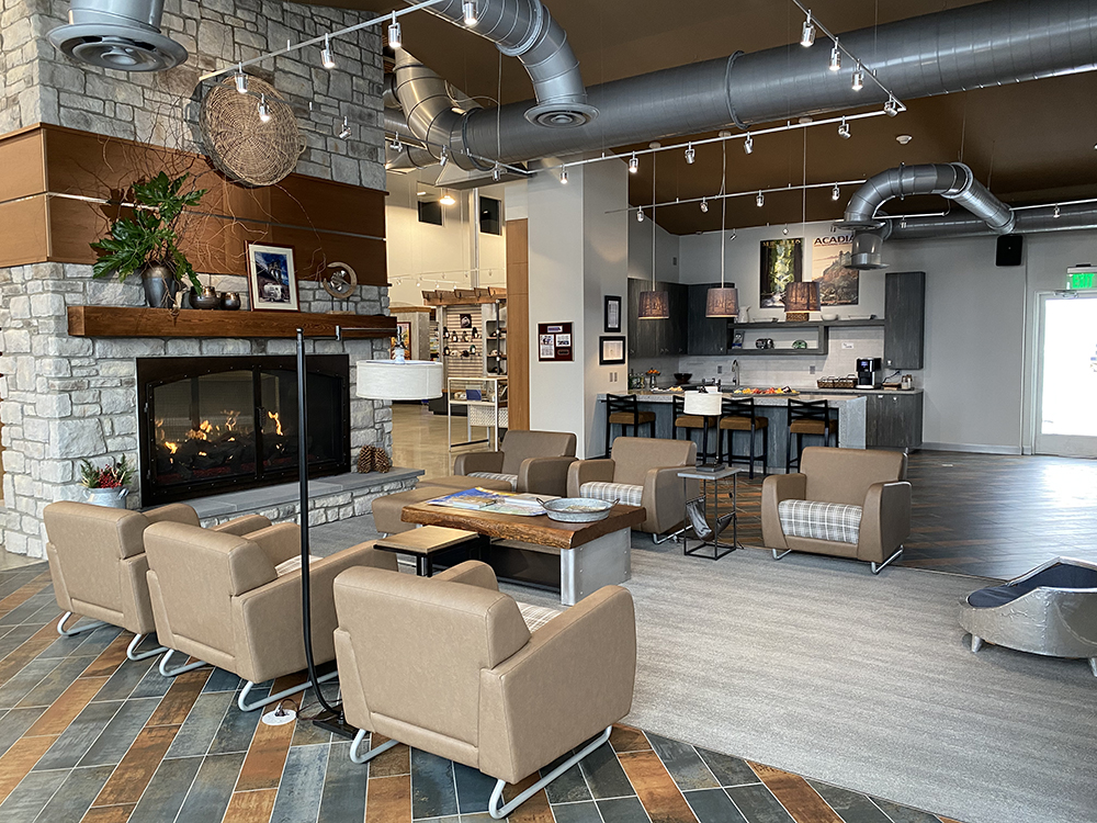 Customer Lounge